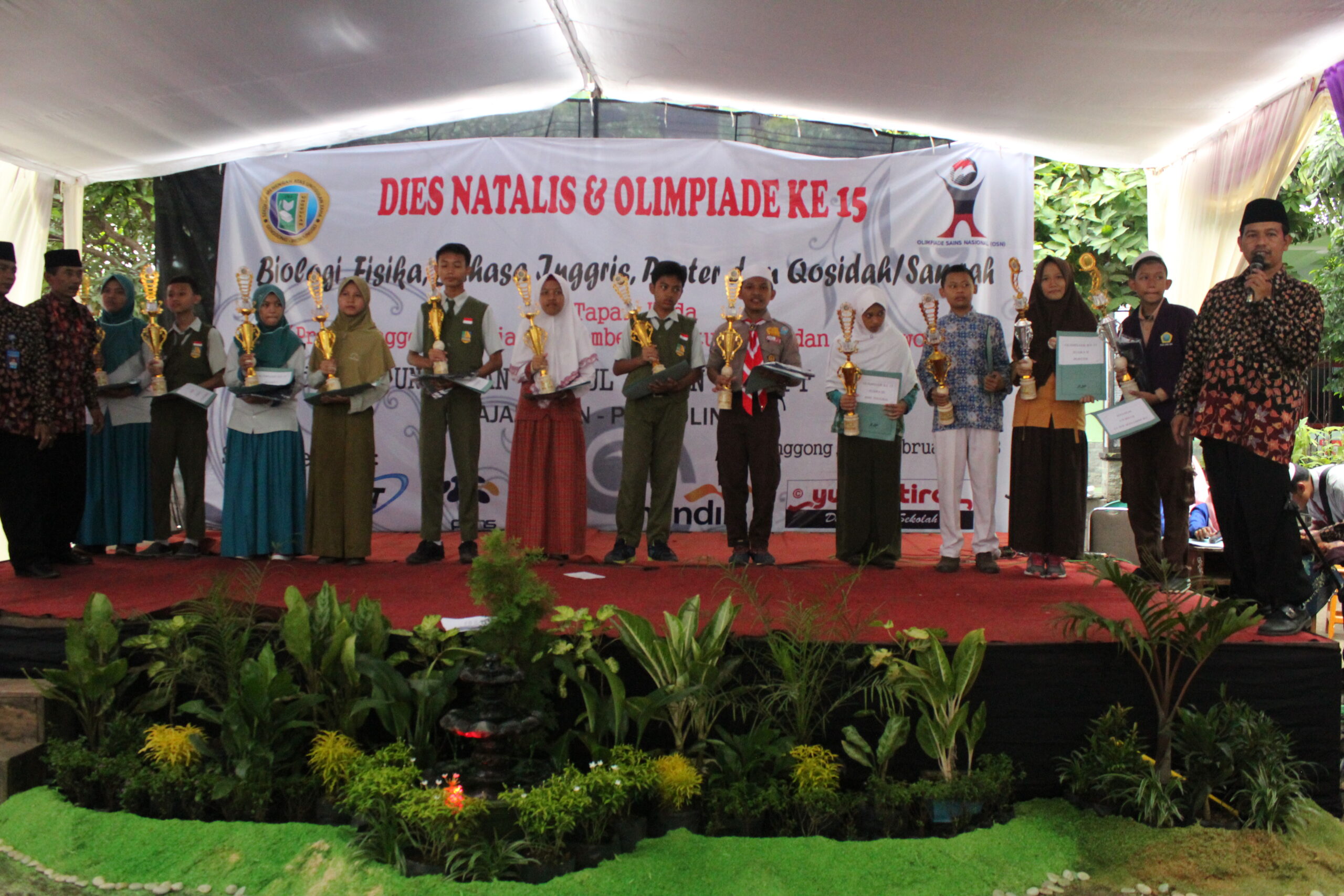 Tiga prestasi untuk SMP Zainul Hasan 1 Genggong