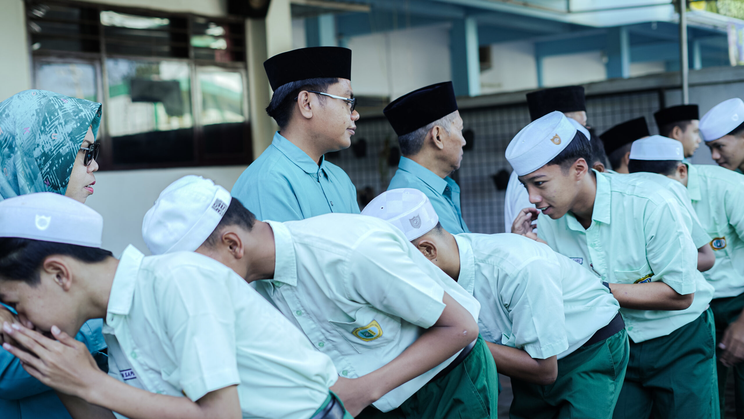 Halal Bihalal SMP Zainul Hasan 1 Genggong: Pererat Silaturahmi Keluarga Besar Sekolah